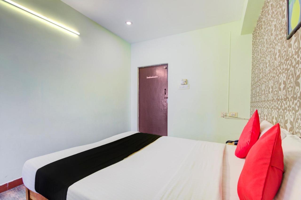 Hotel Oyo Flagship Amutha Residency Chennai Exterior foto